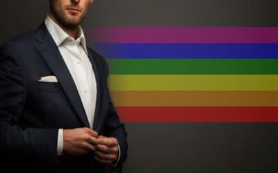 Gerente gay do Itaú diz que foi demitido por postar vídeo com noivo no Face