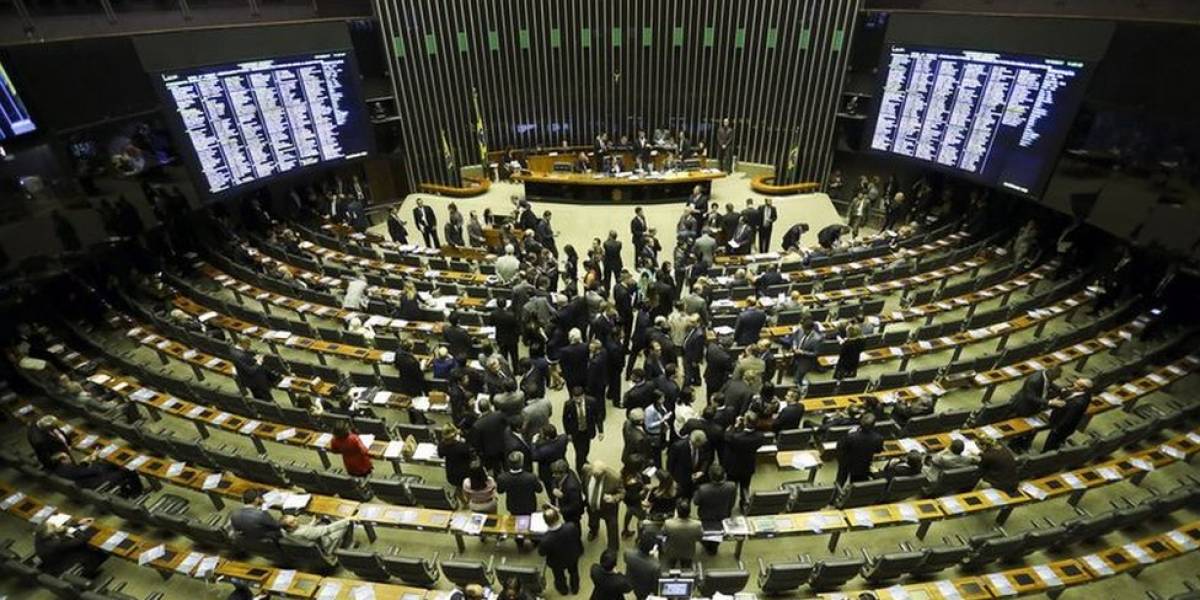 Planilha mostra que governo só tem 237 votos na reforma da Previdência