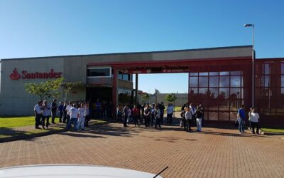 Santander é alvo de protestos em Campinas