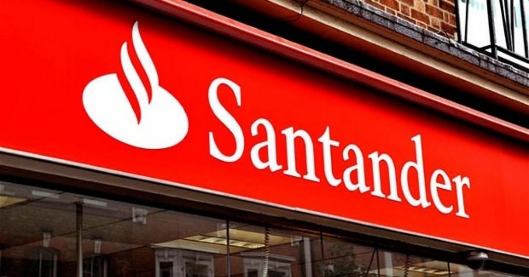 Santander muda o pagamento para o dia 30