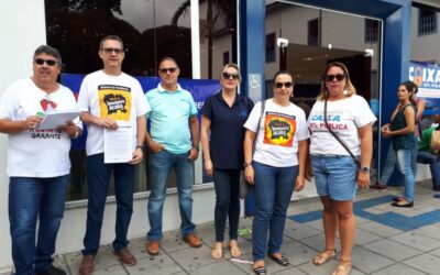 Sindicato realiza manifestação no BB e na Caixa em São José dos Campos e Jacareí