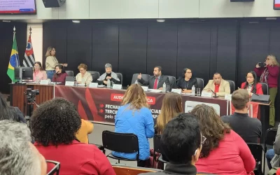 Audiência pública na Alesp debate fechamento de agências e terceirizações irregulares no Santander.