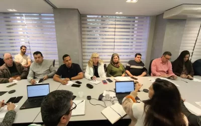 Em reunião com o Itaú, Sindicato questiona fechamento de agências e demissões.
